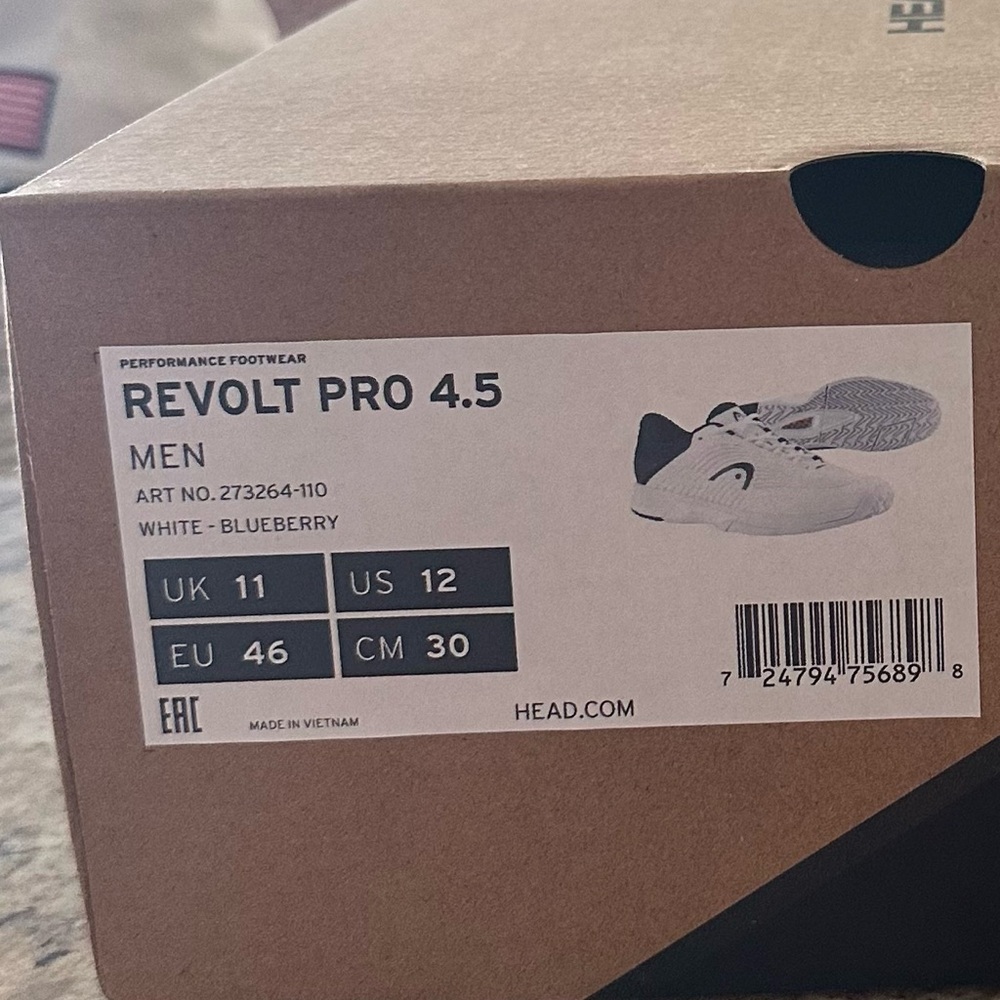 Brand new HEAD tennis/pickleball shoes
